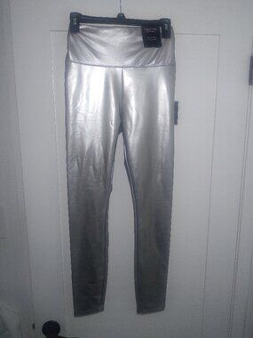 Simply Vera Wang W Sz Small High Rise Shaping Faux Leather Leggings Silver Metal